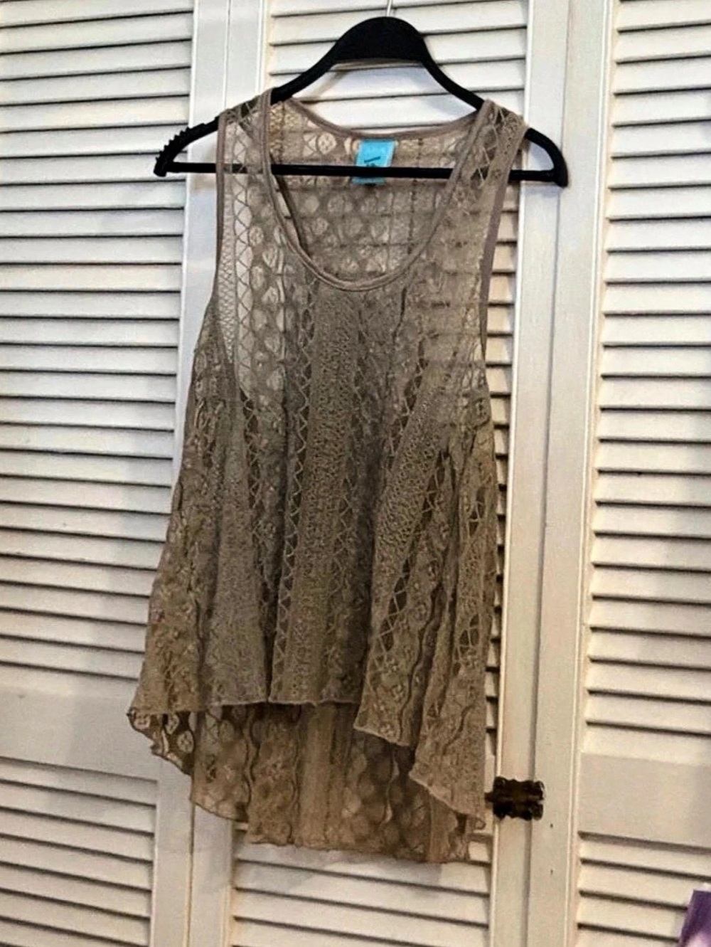 h.i.p Lace Tank Top Size Medium